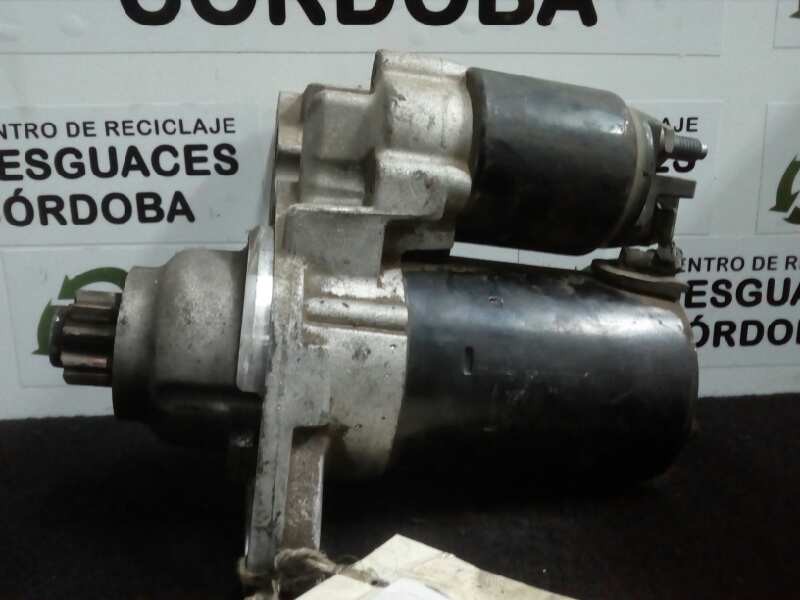 Recambio de motor arranque para volkswagen polo (9n1) 1.4 16v referencia OEM IAM 0001120400-02T911023G BOSCH 