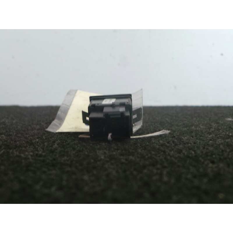 Recambio de warning para volkswagen polo (9n1) 1.4 16v referencia OEM IAM 6Q0953235A  