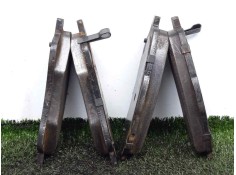 Recambio de pastillas frenos delanteras para toyota avensis berlina (t25) 1.8 16v cat referencia OEM IAM    2