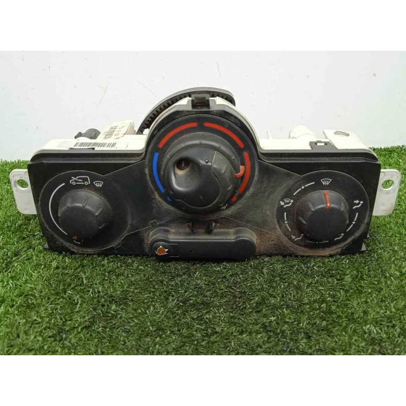 Recambio de mando calefaccion / aire acondicionado para renault kangoo 1.5 dci diesel referencia OEM IAM 5F2140100 08> 08>