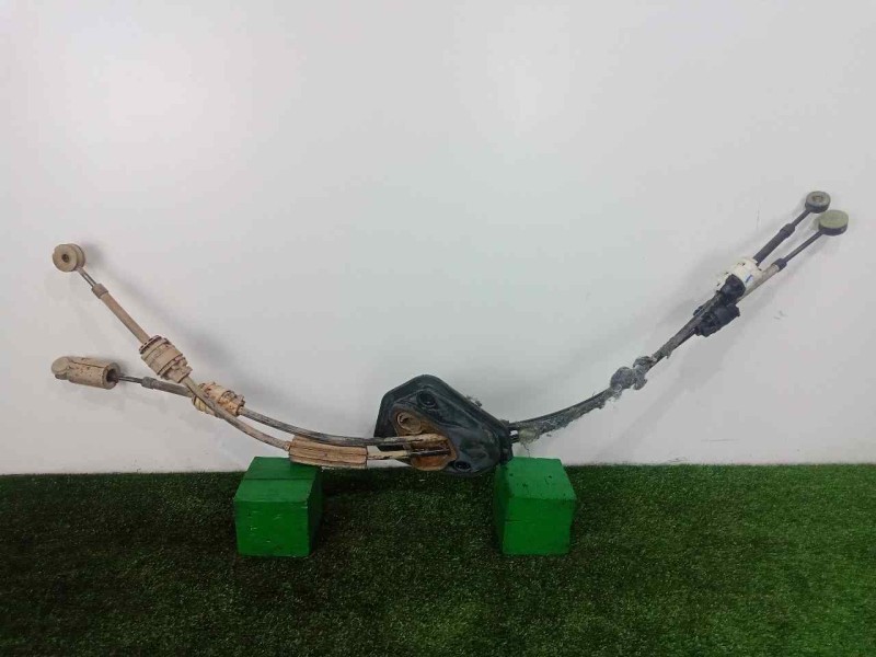 Recambio de varillaje cambio para renault kangoo 1.5 dci diesel referencia OEM IAM SINREFERENCIA 5.VELOCIDADES MANUAL