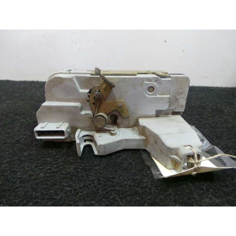 Recambio de cerradura puerta trasera izquierda para peugeot 307 (s1) 2.0 hdi cat referencia OEM IAM   