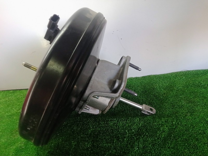 Recambio de servofreno para renault kadjar 1.5 dci diesel fap energy referencia OEM IAM 460074EH2A 3.PINES 