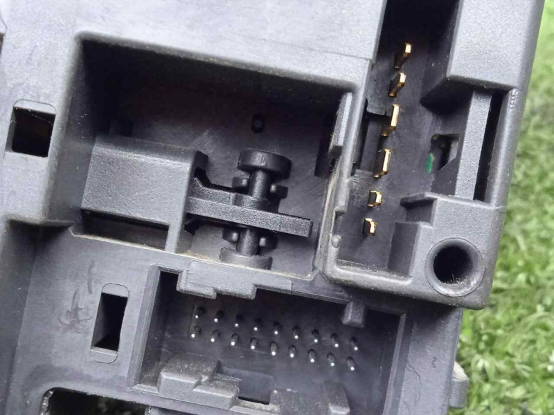 Recambio de mando limpia para renault kangoo 1.5 dci diesel referencia OEM IAM 88103008230-0158100808 08> 