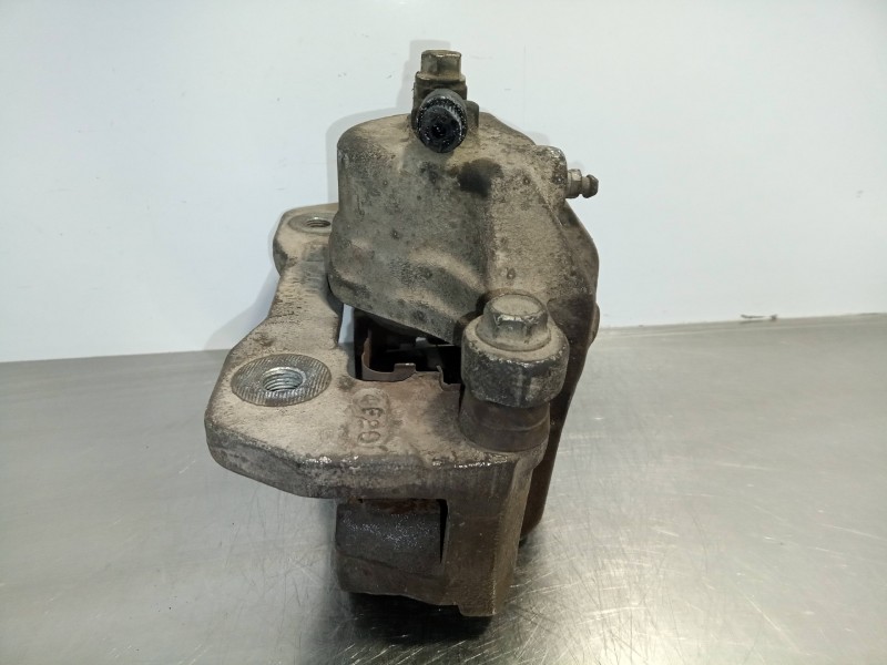 Recambio de pinza freno delantera derecha para kia carens 1.8 cat referencia OEM IAM  KASCO 