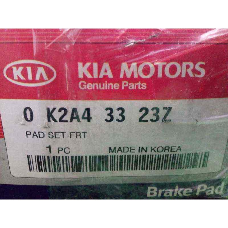 Recambio de pastillas frenos delanteras para kia shuma 1.5 cat referencia OEM IAM 0K2A43323Z NUEVO DE LA KIA