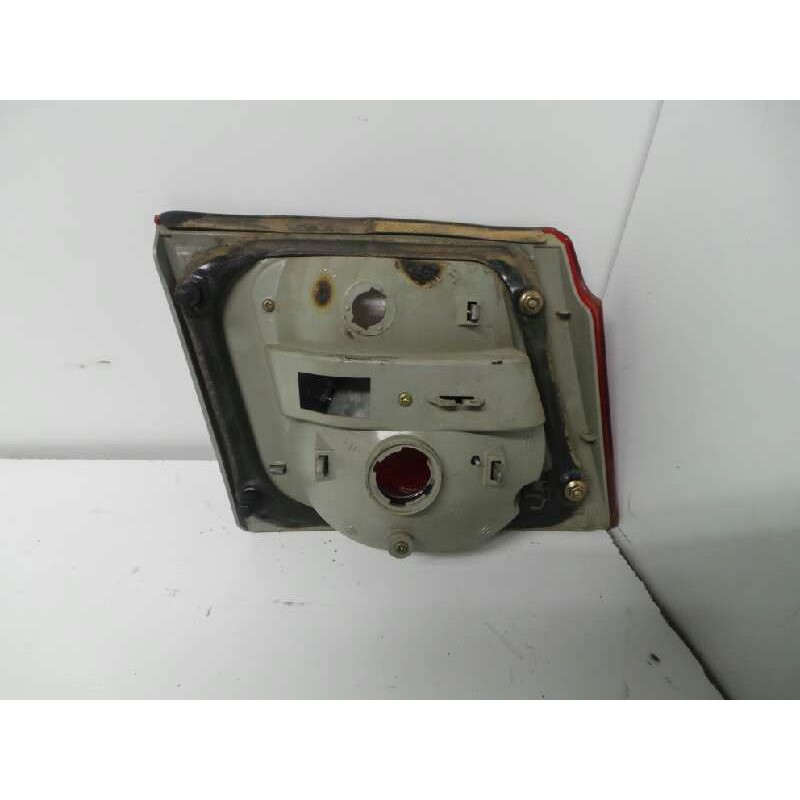 Recambio de piloto trasero central para kia carens 1.8 cat referencia OEM IAM  02-06 INTERIOR