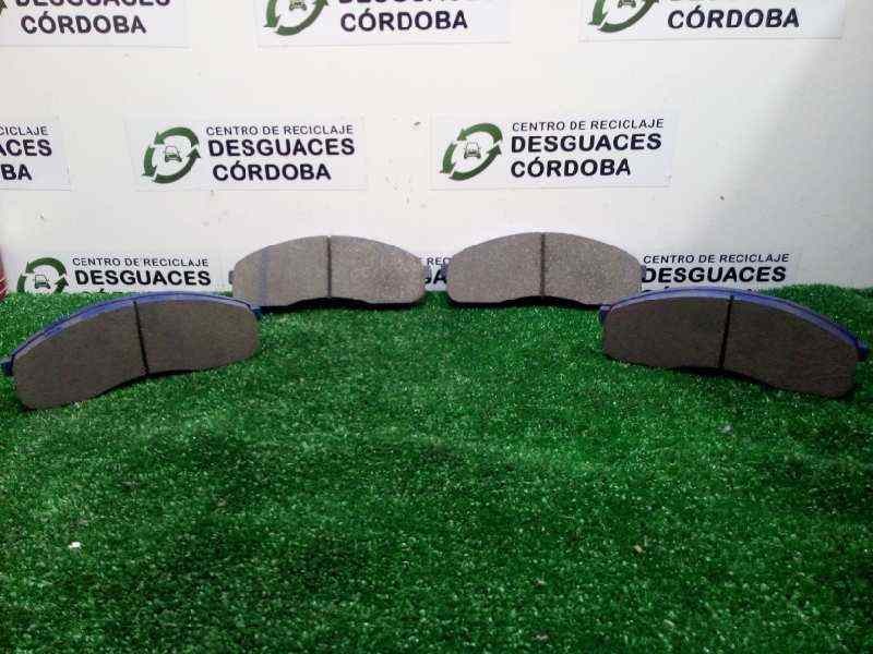 Recambio de pastillas frenos delanteras para kia pregio 2.7 diesel referencia OEM IAM 0K75B3328Z NUEVO DE LA KIA