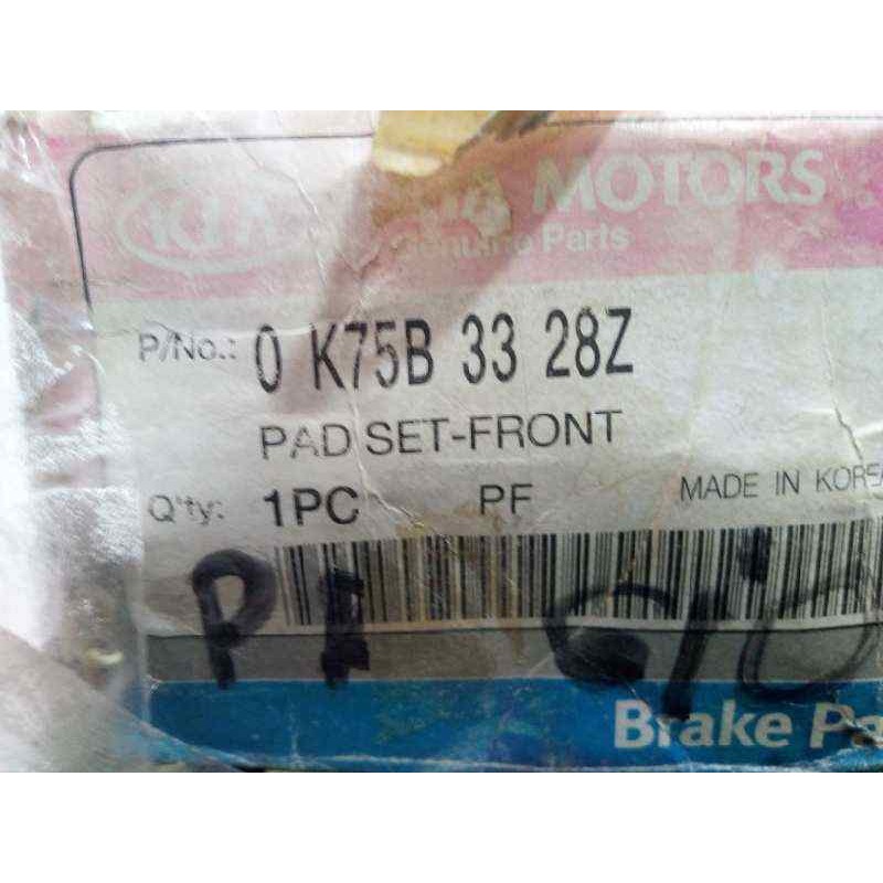 Recambio de pastillas frenos delanteras para kia pregio 2.7 diesel referencia OEM IAM 0K75B3328Z NUEVO DE LA KIA
