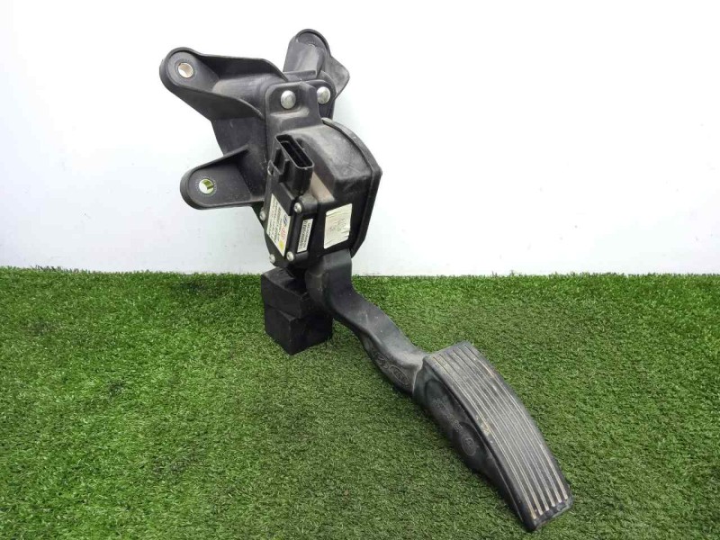 Recambio de potenciometro pedal para hyundai sonata (nf) 2.0 crdi cat referencia OEM IAM 327263L200 6.PINES 