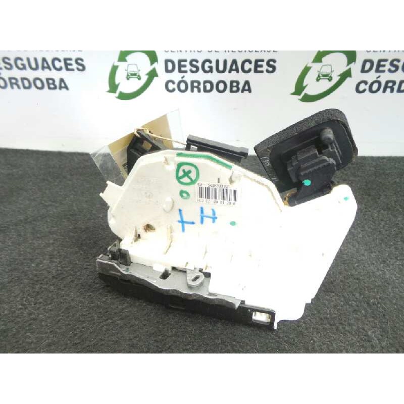 Recambio de cerradura puerta trasera izquierda para volkswagen polo (6r1) 1.4 fsi referencia OEM IAM 5K4839015F-45F5K4839015F  