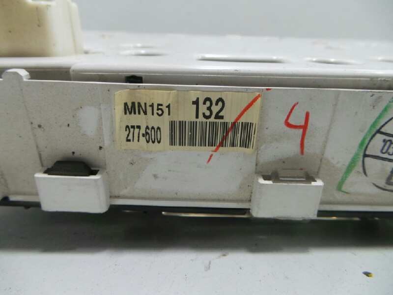 Recambio de cuadro instrumentos para mitsubishi outlander (cu0w) 2.0 cat referencia OEM IAM MN151132-277600-769204170  