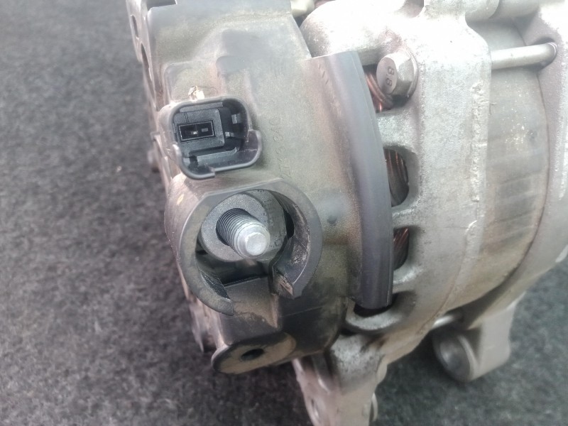 Recambio de alternador para peugeot 208 1.2 12v vti referencia OEM IAM 9809391880-2625767A-NRG12S010-219515078  