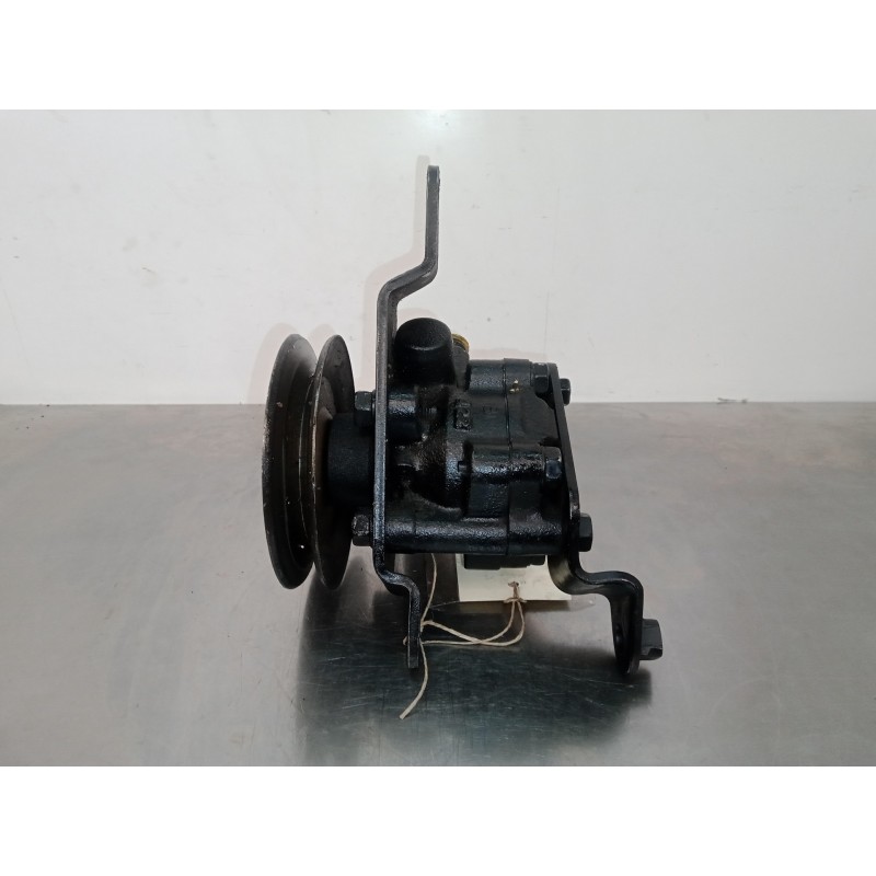 Recambio de bomba direccion para nissan almera (n15) 2.0 diesel referencia OEM IAM 85113042  0M900