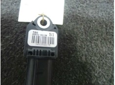 Recambio de sensor para toyota auris 1.4 turbodiesel cat referencia OEM IAM 3452040275-8983102130 SENSOR IMPACTO LATERAL TRW 2