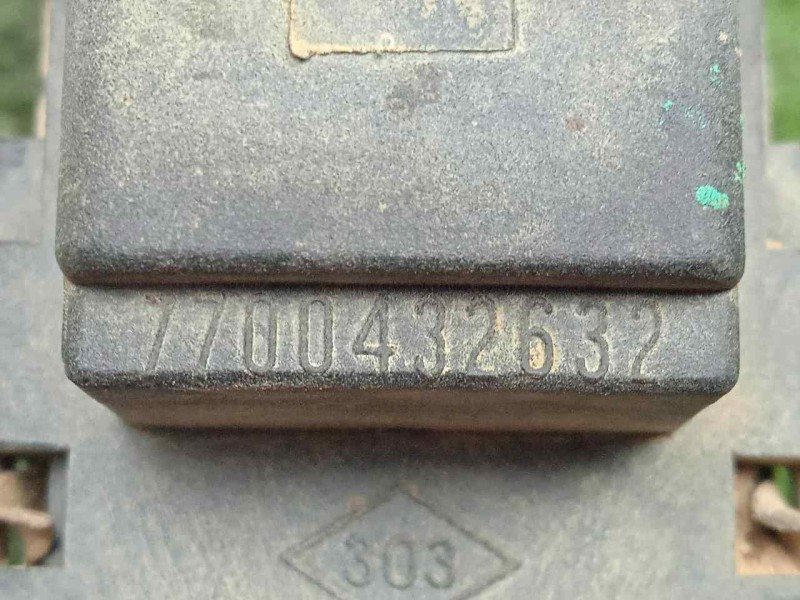 Recambio de resistencia electroventilador para renault kangoo 1.5 dci diesel referencia OEM IAM 7700432632 2.PINES 