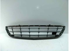 Recambio de rejilla paragolpes central para opel corsa d 1.3 16v cdti cat (z 13 dth / l4i) referencia OEM IAM   
