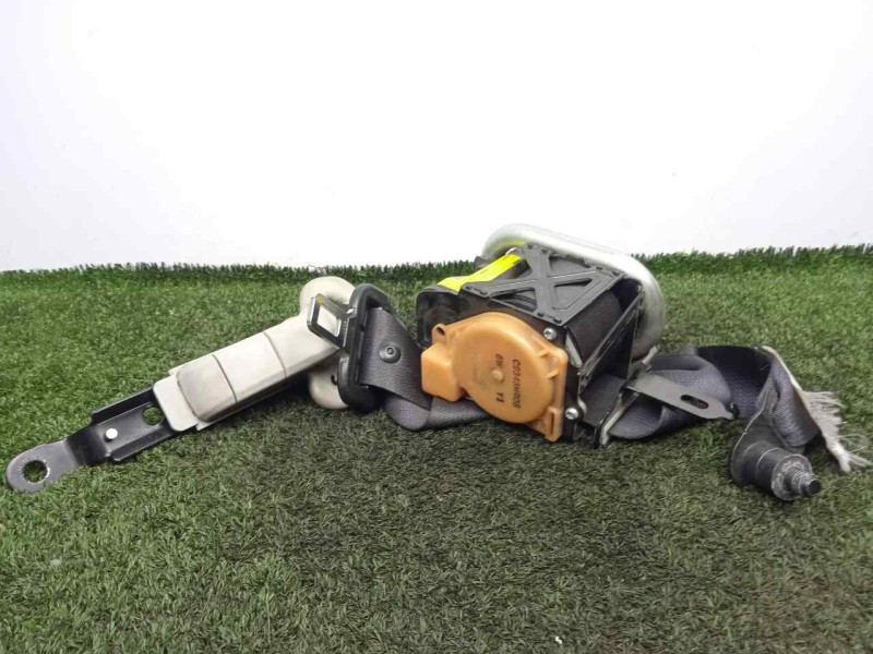 Recambio de cinturon seguridad delantero derecho para subaru impreza g12 2.0 cat referencia OEM IAM 64620FG140JI  