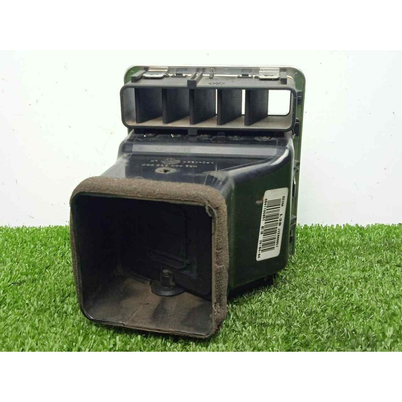 Recambio de aireador delantero izquierdo para land rover range rover (lm) 3.0 td6 referencia OEM IAM JVE000051  