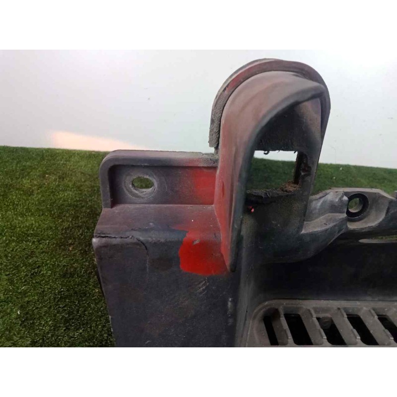 Recambio de estribo para isuzu n-series npr / nqr 4.8 referencia OEM IAM 8978920721 CON.TARAS ESCALON IZQUIERDO