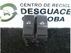Recambio de mando elevalunas delantero izquierdo para renault scenic ii 1.9 dci diesel referencia OEM IAM  CONECTOR.GRIS 