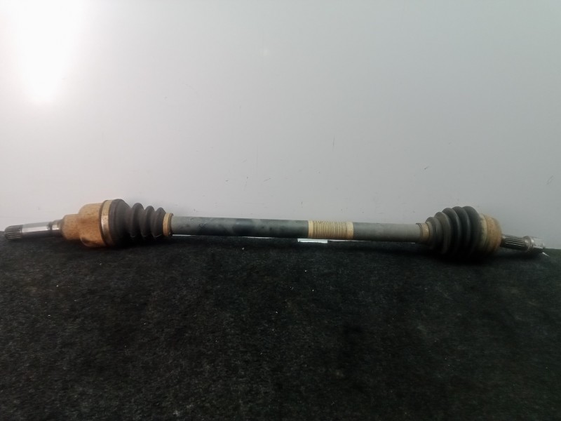 Recambio de transmision delantera derecha para peugeot 208 1.2 12v vti referencia OEM IAM 9803959680-1696780  