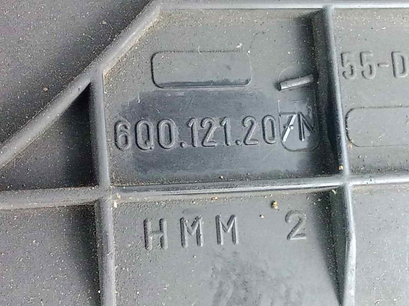 Recambio de calandra delantera de radiador para skoda fabia (5j2 ) 1.2 referencia OEM IAM 6Q0121207N-55D300170  