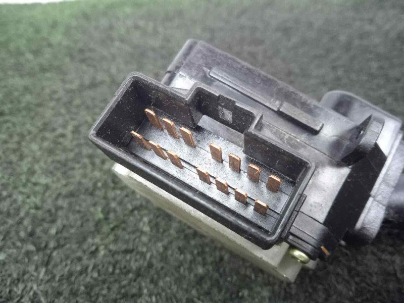 Recambio de mando limpia para kia sorento 2.5 crdi referencia OEM IAM  14.PIN LIMPIA TRASERO