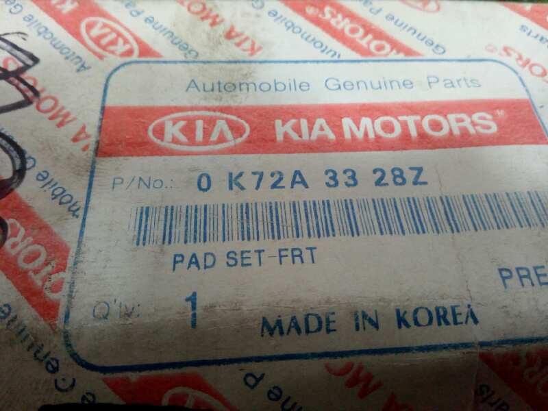Recambio de pastillas frenos delanteras para kia pregio 2.7 diesel referencia OEM IAM 0K72A3328Z NUEVO DE LA KIA