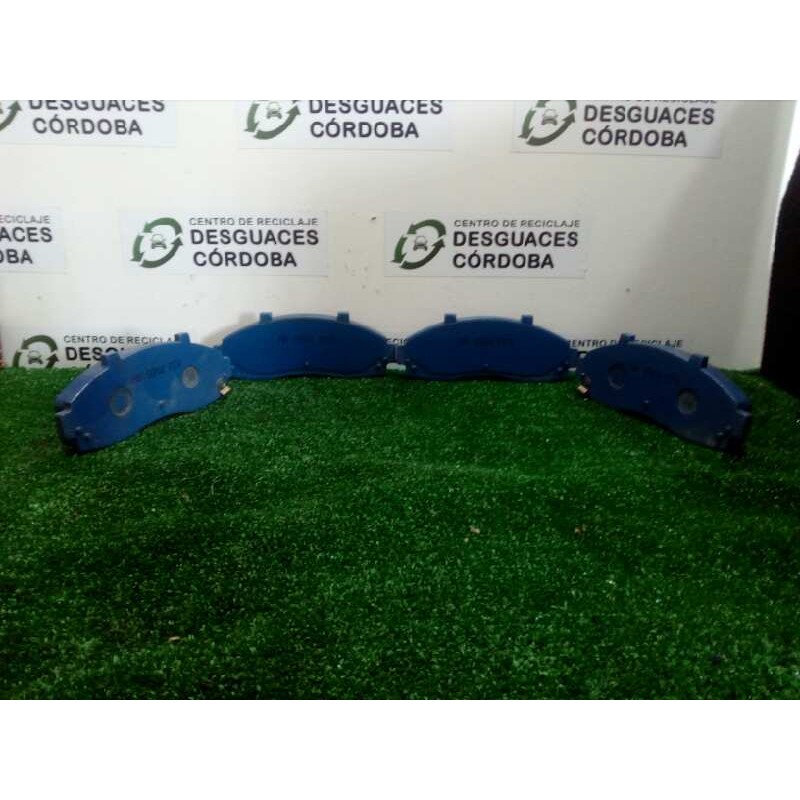 Recambio de pastillas frenos delanteras para kia pregio 2.7 diesel referencia OEM IAM 0K72A3328Z NUEVO DE LA KIA