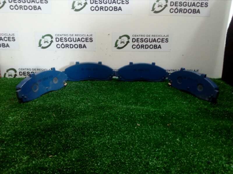 Recambio de pastillas frenos delanteras para kia pregio 2.7 diesel referencia OEM IAM 0K72A3328Z NUEVO DE LA KIA