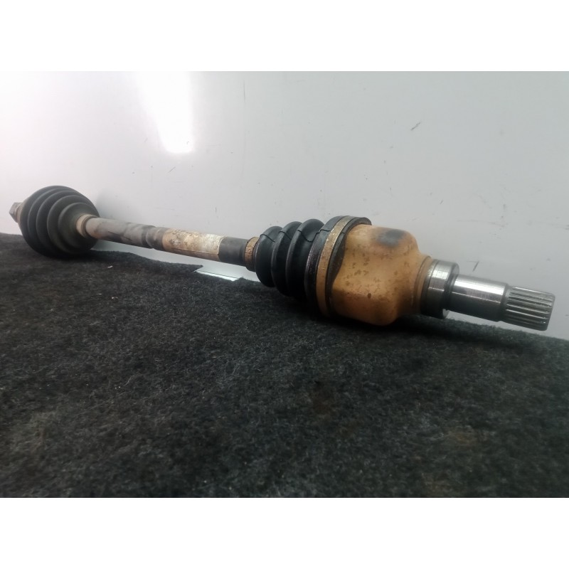 Recambio de transmision delantera izquierda para peugeot 208 1.2 12v vti referencia OEM IAM   