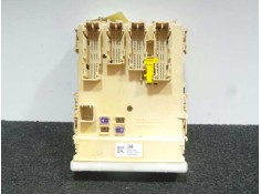 Recambio de caja reles / fusibles para toyota auris 1.4 turbodiesel cat referencia OEM IAM 63580950-8273012X70A-3HA21WB6-8922102