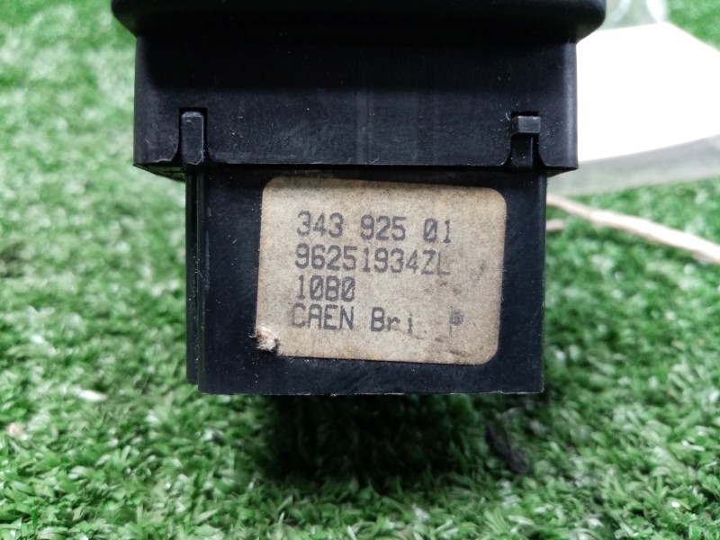 Recambio de mando luces para citroën saxo 1.5 diesel referencia OEM IAM 34392501-96251934ZL 1.NIEBLAS 