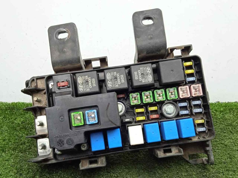 Recambio de caja reles / fusibles para hyundai sonata (nf) 2.0 crdi cat referencia OEM IAM 919503K540  