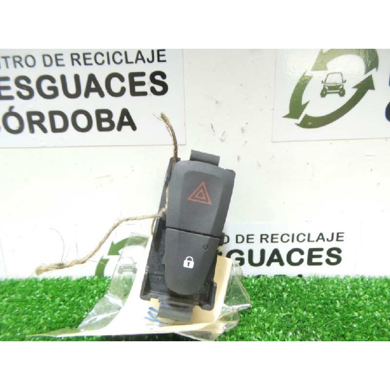 Recambio de warning para dacia sandero 0.9 tce cat referencia OEM IAM 252905666RB VALEO 