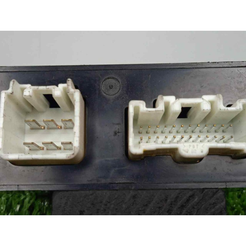 Recambio de modulo electronico para mazda 6 berlina (gg) 2.0 diesel cat referencia OEM IAM GJ6A675D0C  