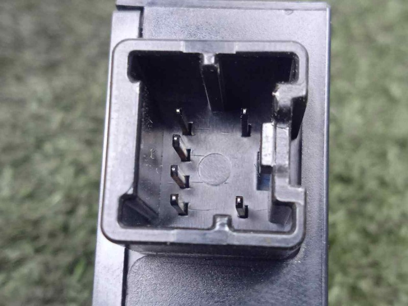 Recambio de interruptor para subaru impreza g12 2.0 cat referencia OEM IAM 83002AG490  