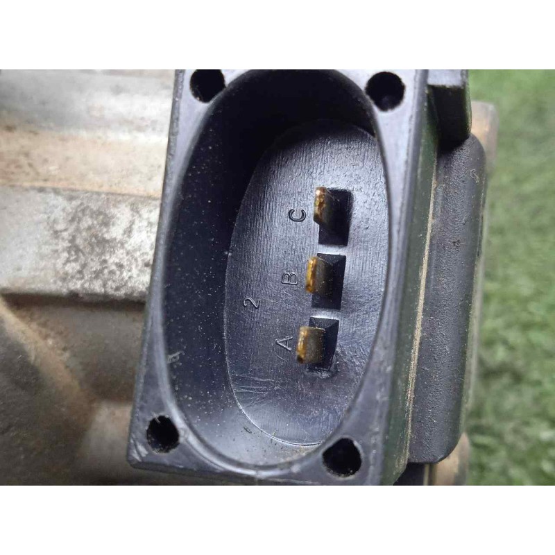 Recambio de caja mariposa para ford fiesta berlina 1.3 cat referencia OEM IAM 96BFFA  