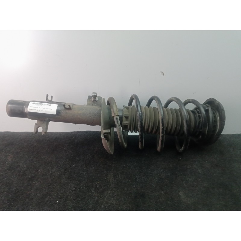 Recambio de amortiguador delantero izquierdo para peugeot 208 1.2 12v vti referencia OEM IAM 98048311280  