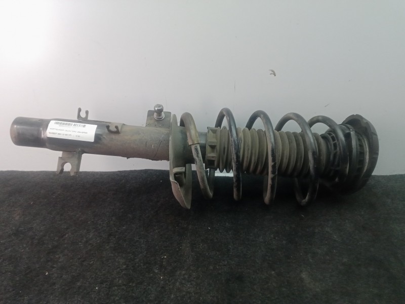 Recambio de amortiguador delantero izquierdo para peugeot 208 1.2 12v vti referencia OEM IAM 98048311280  