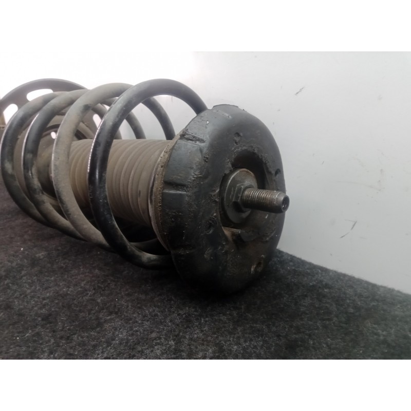 Recambio de amortiguador delantero izquierdo para peugeot 208 1.2 12v vti referencia OEM IAM 98048311280  