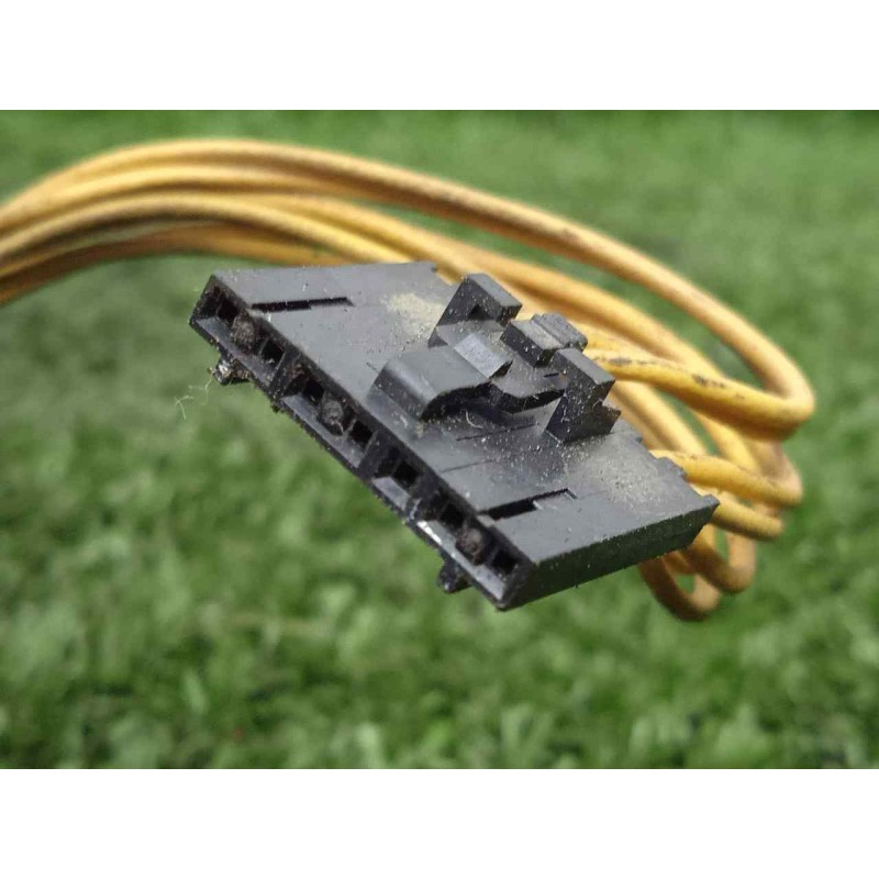 Recambio de mando limpia para jeep patriot 2.0 crd cat referencia OEM IAM 214867203-12872  