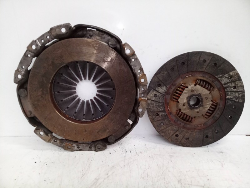 Recambio de kit embrague para hyundai h 1 2.5 diesel referencia OEM IAM HDC52  