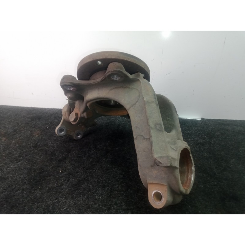 Recambio de mangueta delantera derecha para peugeot 208 1.2 12v vti referencia OEM IAM   