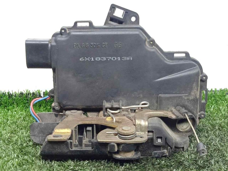 Recambio de cerradura puerta delantera izquierda para seat arosa (6h1) 1.4 referencia OEM IAM  8.PINES 