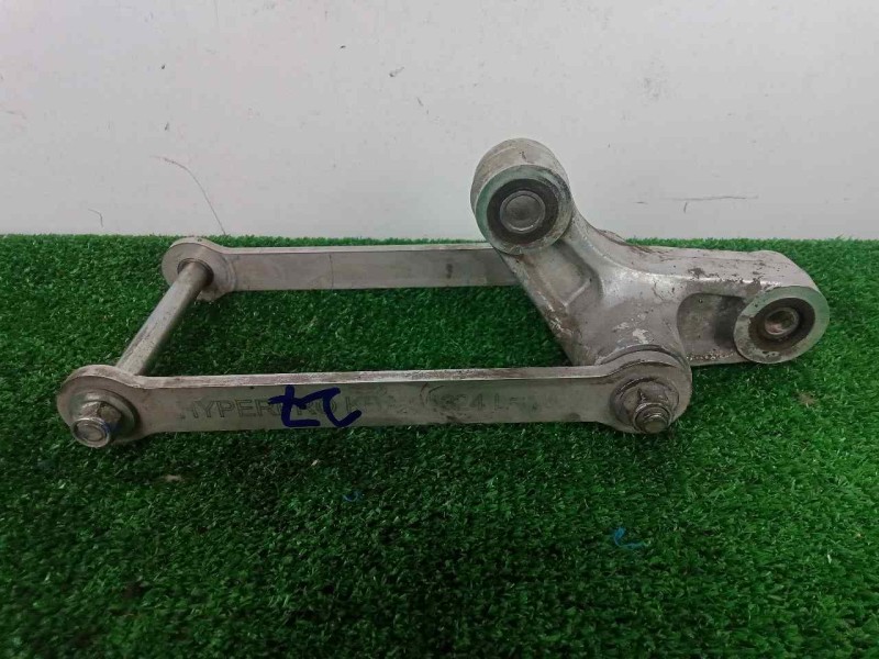 Recambio de rotula suspension para yamaha fjr 1300 referencia OEM IAM 5JW2217A00 BIELETAS DE SUSPENSION TRASERAS 