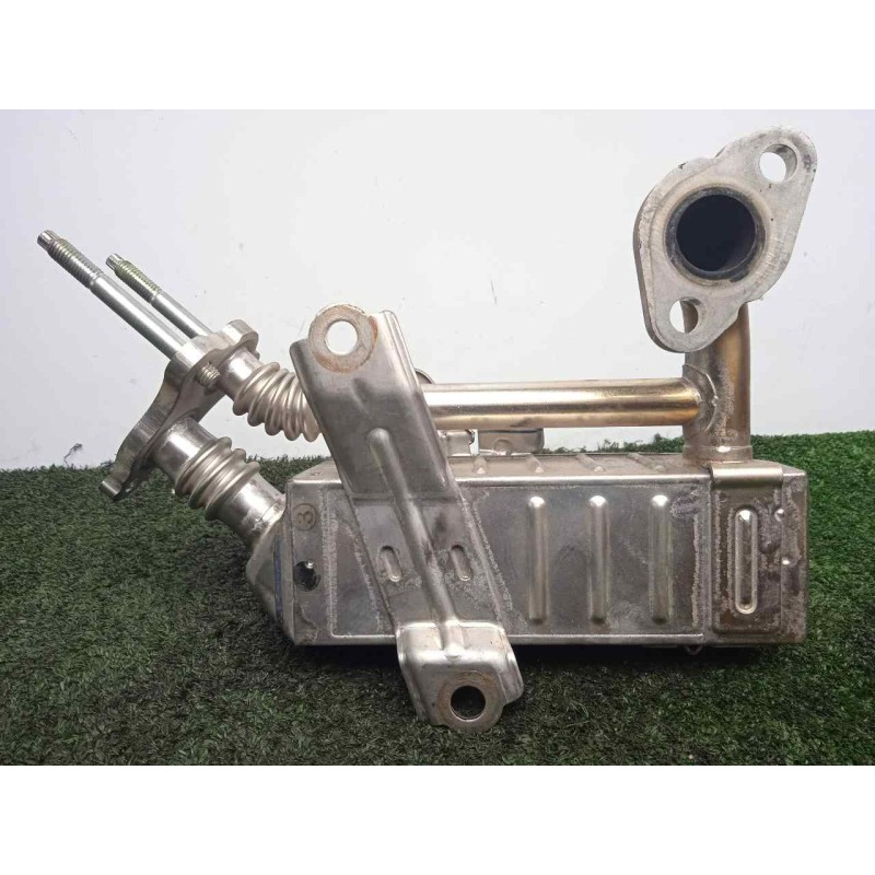 Recambio de enfriador gases egr para toyota auris 1.4 turbodiesel cat referencia OEM IAM 2560133070-13064200003  