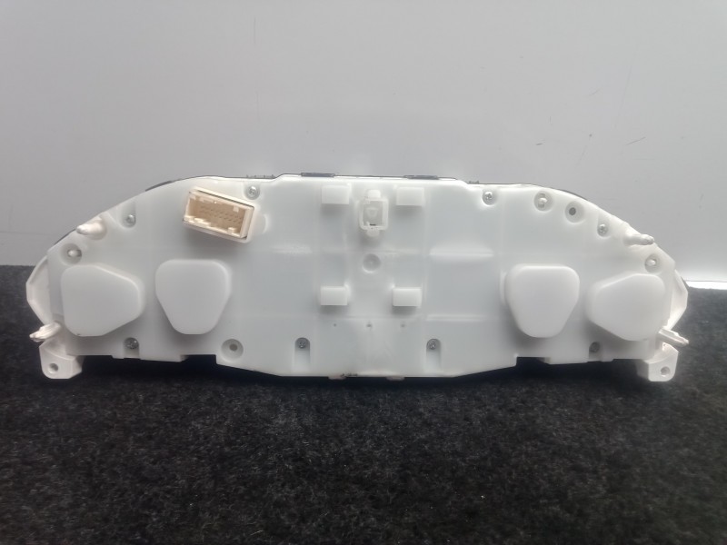 Recambio de cuadro instrumentos para peugeot 208 1.2 12v vti referencia OEM IAM 982598618000  