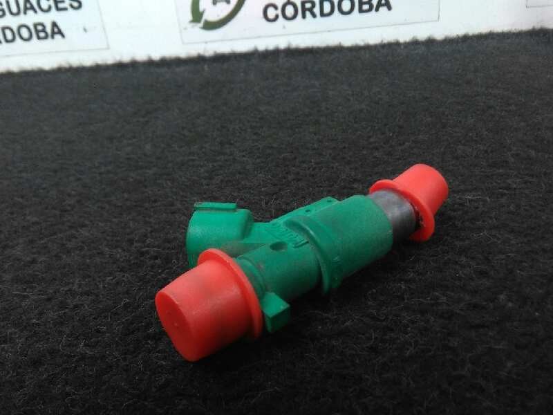 Recambio de inyector para peugeot 206 berlina 1.4 referencia OEM IAM 5013  